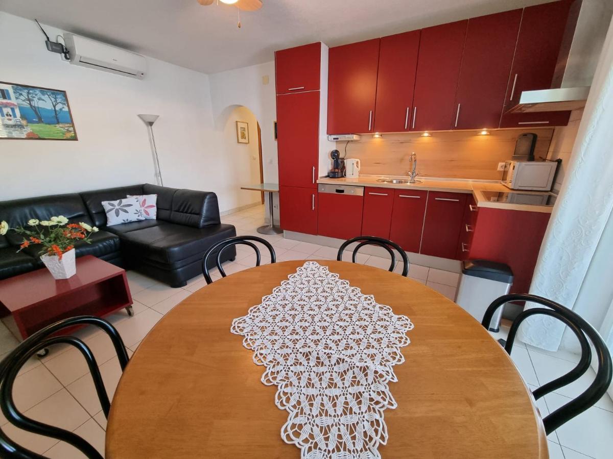 Villa Jana Apartments Трогір Екстер'єр фото
