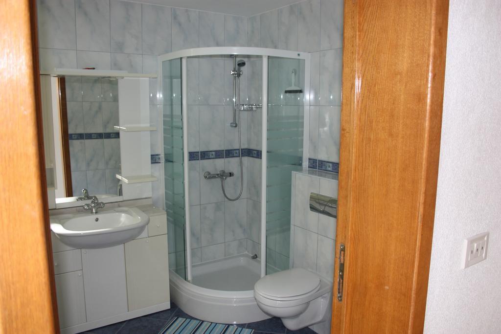 Villa Jana Apartments Трогір Номер фото